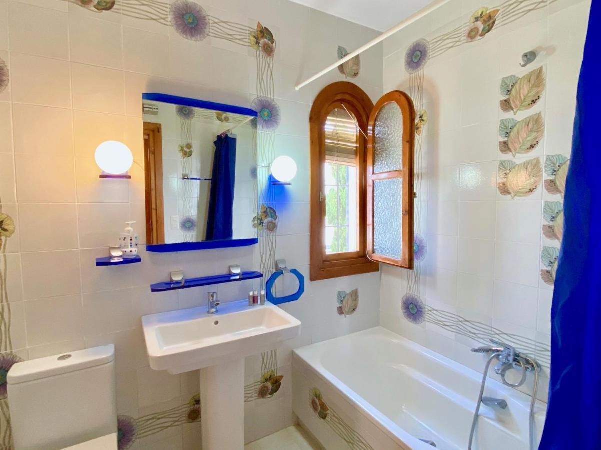 Precioso Chalet En Almunecar Junto Al Mar Con Garage Privado Exterior foto